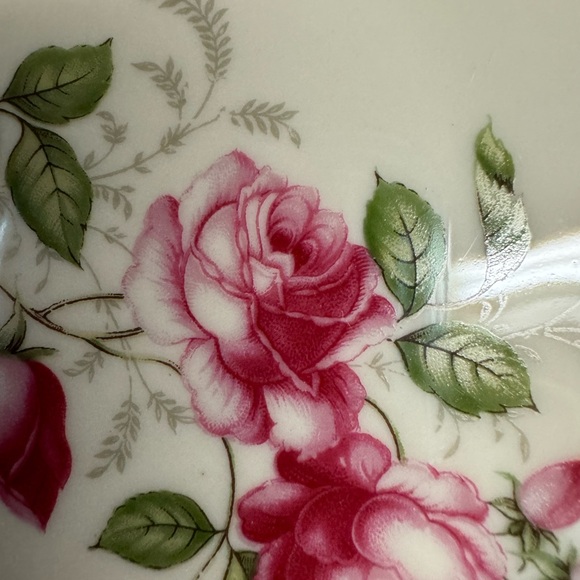 Rosenthal Courtship Bread & Butter Plate 6 3/8” pompadour - Picture 8 of 9